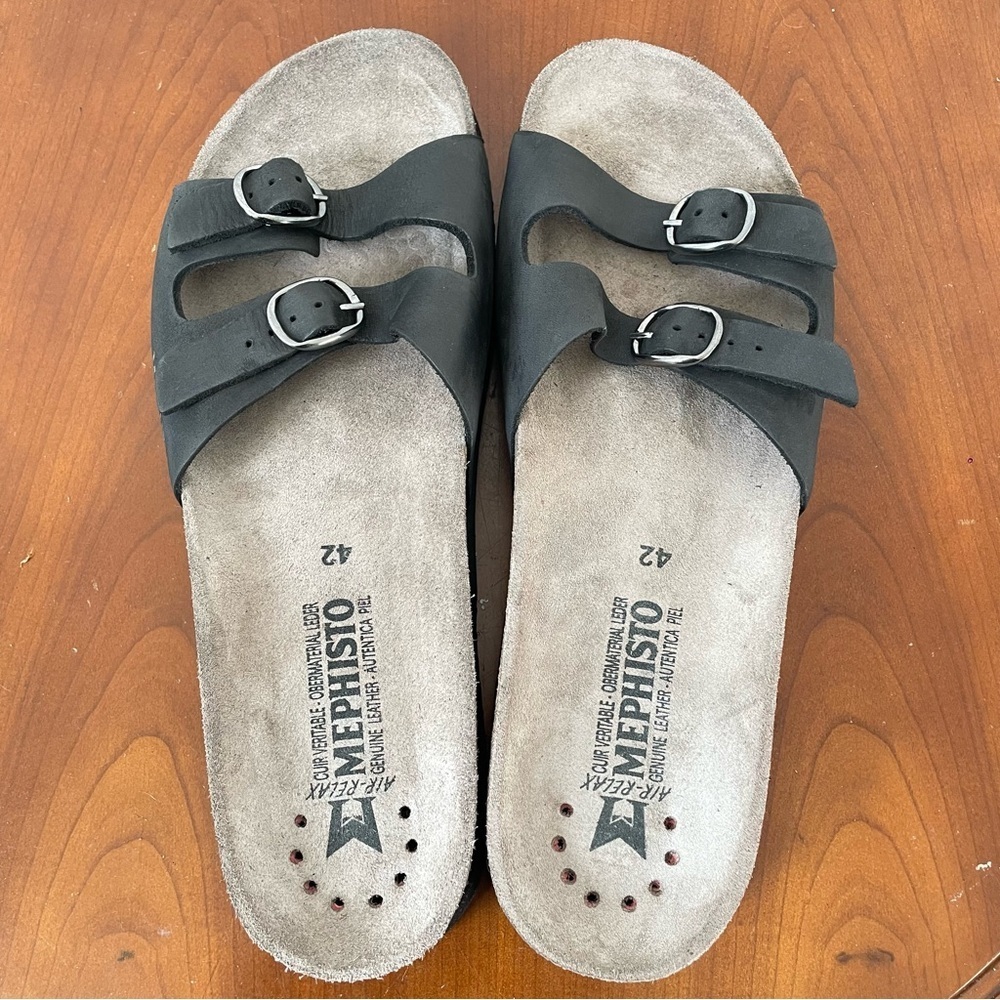 Mephisto Women’s Black Leather Sandals